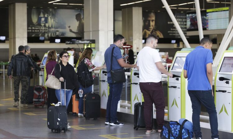 Infraero: aeroportos esperam 120 mil passageiros no carnaval