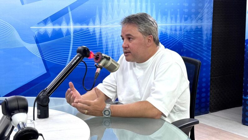 Efraim rasga elogios a Juliana Cunha Lima e diz aguardar resposta sobre convite: “A melhor vice”