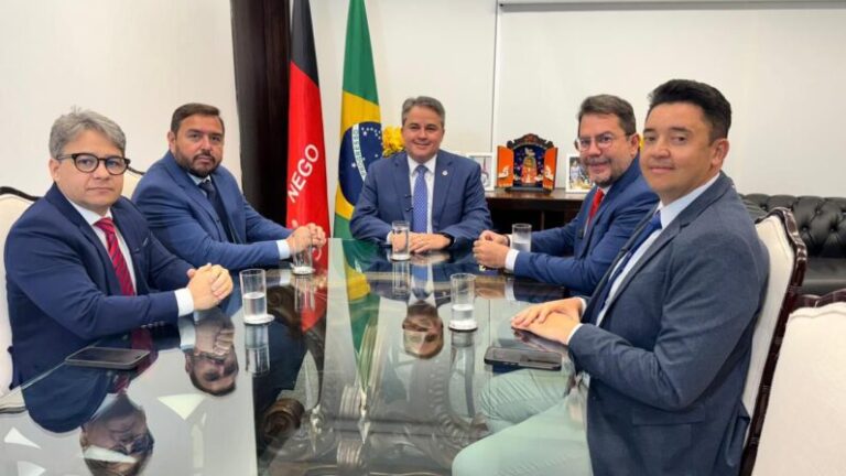 Efraim Filho “Segurança Pública e o fortalecimento da economia são pautas que não podem ficar em segundo plano