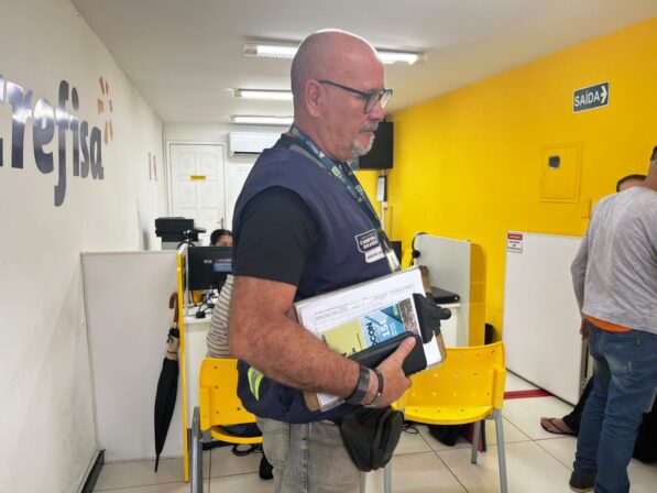 Bancos são multados em R$ 750 mil por empréstimos irregulares e cobranças indevidas em Campina