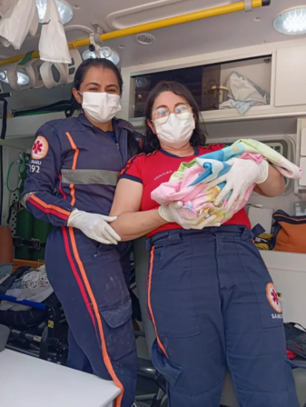 SAMU realiza parto natural e humanizado em residência de Catingueira e emociona equipe
