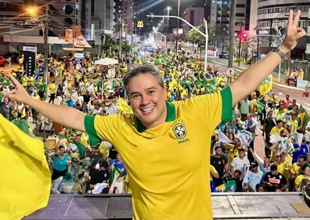 Efraim lança pré-candidatura ao Governo da Paraíba em evento com presença do presidenciável Flávio Bolsonaro
