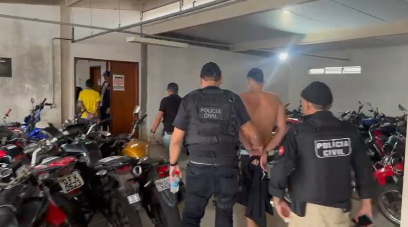 Operação mira quadrilha de roubo de carros e adulteração de veículos