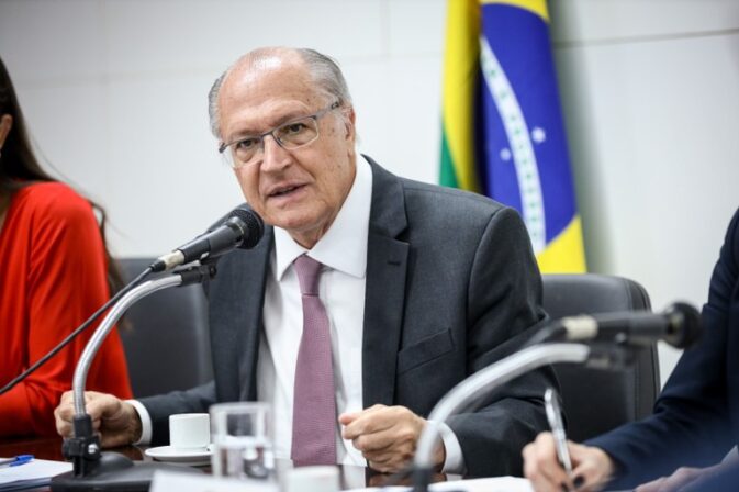 Lula confirma que Geraldo Alckmin será candidato a vice na chapa que disputará reeleição