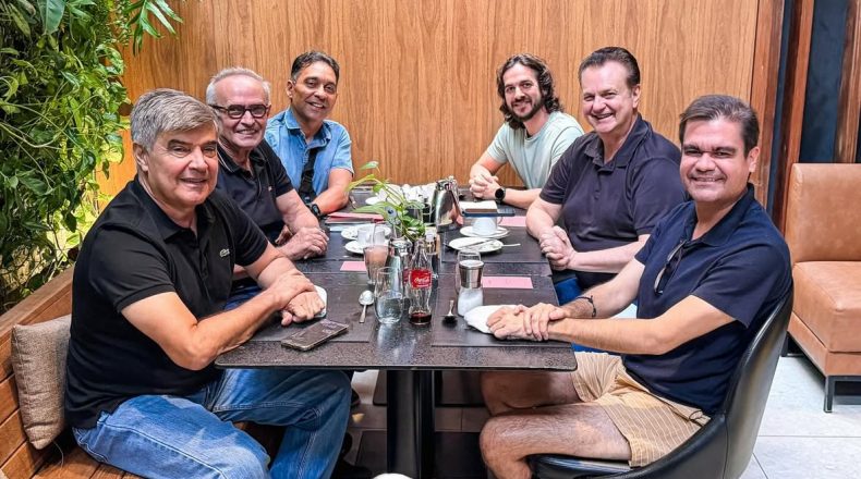 Em visita à Paraíba, Kassab se reúne com Cícero Lucena, Pedro e deputados