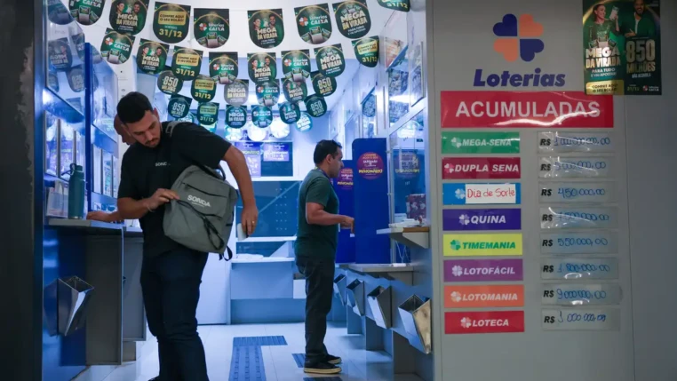 Mega-Sena acumula e prêmio principal vai para R$ 50 milhões