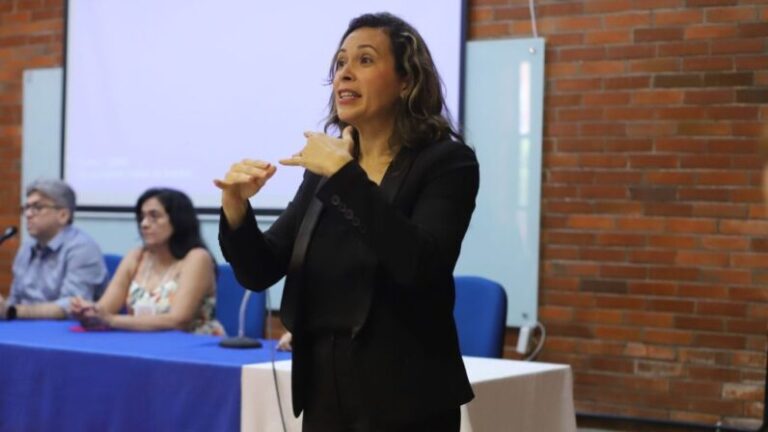 UFPB abre edital para mestrado e doutorado em Letras com vagas também em Libras