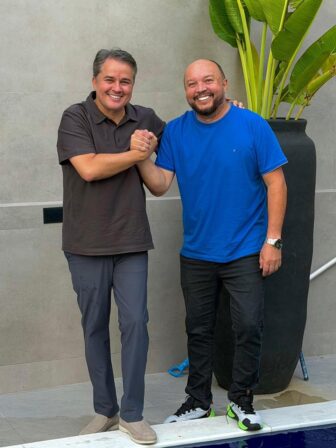 “Campina embarca no Foguete”: apoio do presidente da Câmara amplia base de Efraim rumo ao Governo da Paraíba”