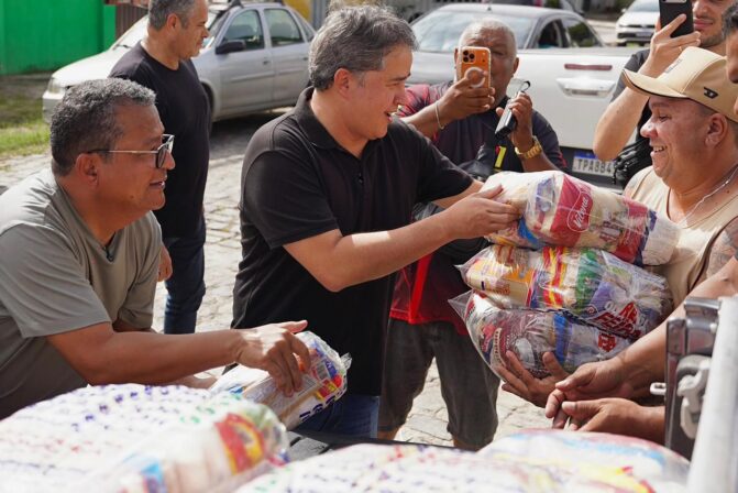 ”Efraim mobiliza apoio às vítimas das chuvas e com Nilvan Ferreira percorre áreas atingidas”