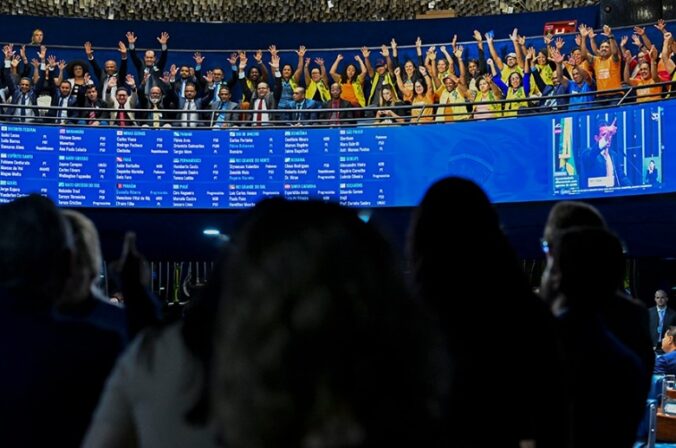 Senado aprova aposentadoria especial para agentes de saúde