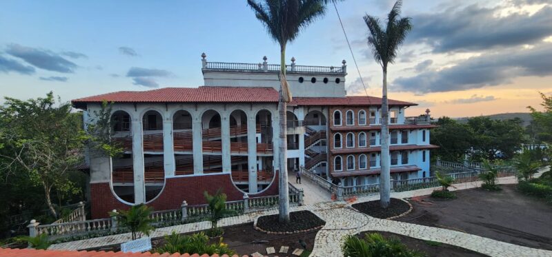 Empreendedor amplia rede hoteleira com inspiração na arquitetura colonial e impulsiona turismo e gastronomia no brejo paraibano