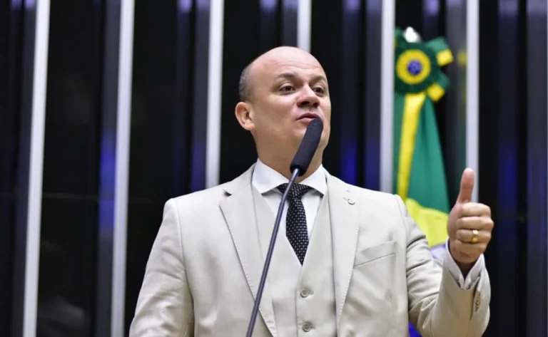 Julgamento sobre emenda de R$ 2 milhões de Cabo Gilberto é suspenso após pedido de vista