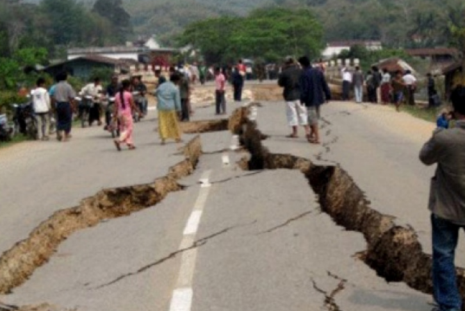 Província da China é atingida por dois terremotos em menos de 20 minutos