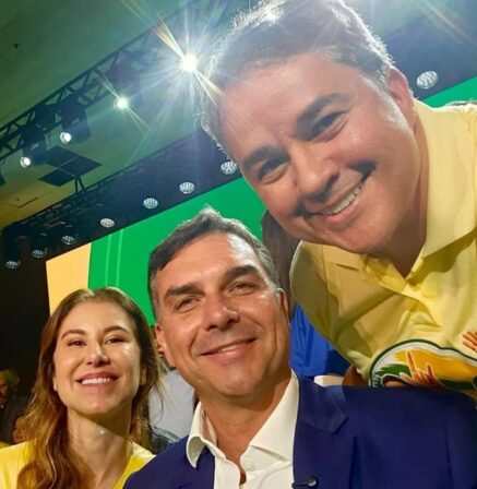 Efraim prestigia convenção nacional ao lado de Flávio Bolsonaro e lideranças
