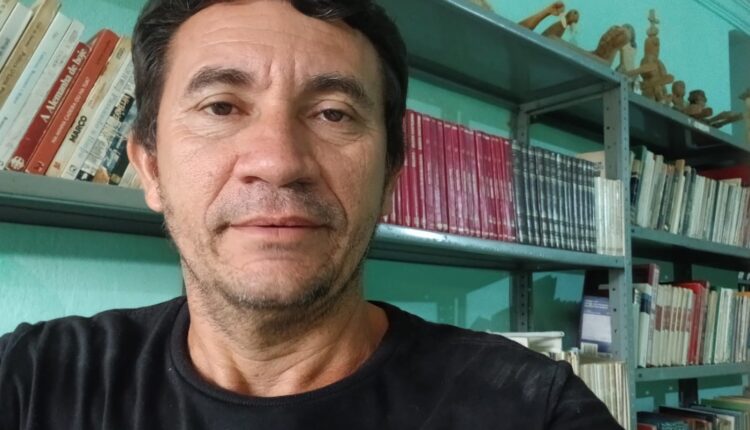 Representando o Vale do Piancó, jornalista Souza Neto registra candidatura a deputado federal pelo PSOL