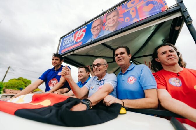 Onda Azul percorre Litoral Norte e Brejo e amplia força política de Cícero na disputa pelo Governo da Paraíba