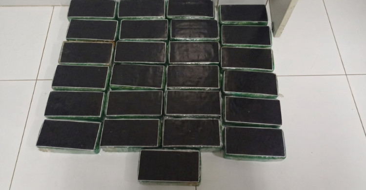 Homem é preso e 25 quilos de crack são apreendidos na BR-230