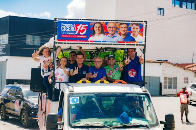 Onda Azul mobiliza Campina Grande e Lagoa Seca liderada por Cícero Lucena