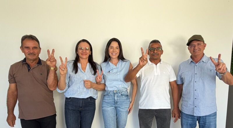 Geska de Laurinho celebra apoio de três vereadores de Catingueira e diz que, chegando à ALPB, irá honrar o povo