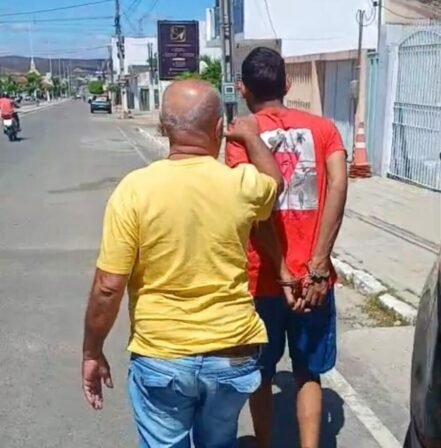Polícia Civil cumpre mandado de prisão por descumprimento de medida cautelar, em Conceição