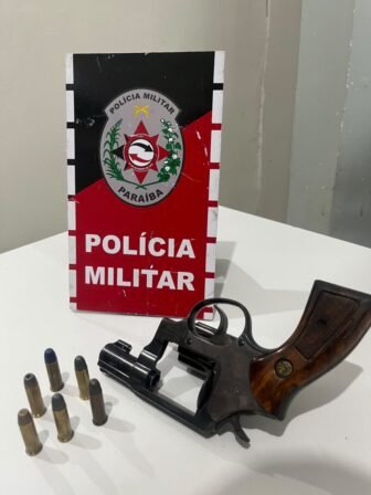 Polícia Militar apreende revólver e munições durante abordagem, em Coremas