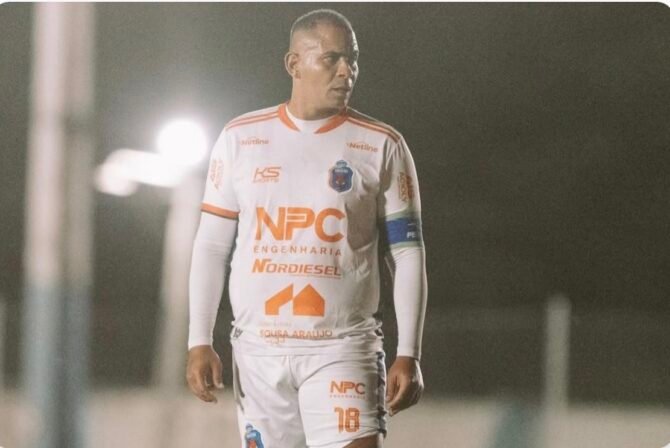 Cruzeiro de Itaporanga anuncia rescisão de contrato com o atleta Walter