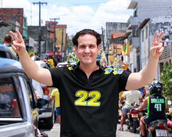 André Amaral participa de mega carreata em Campina Grande e reforça defesa por mais empregos na Paraíba