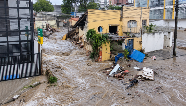 MP entra na Justiça e cobra indenização de R$ 10 milhões da Cagepa por rompimento de reservatório em Campina Grande