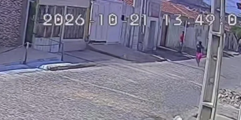 Homem é preso após ferir mulher com faca em Piancó