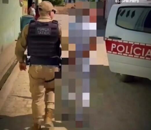 Polícia Militar cumpre mandado de prisão, em Conceição